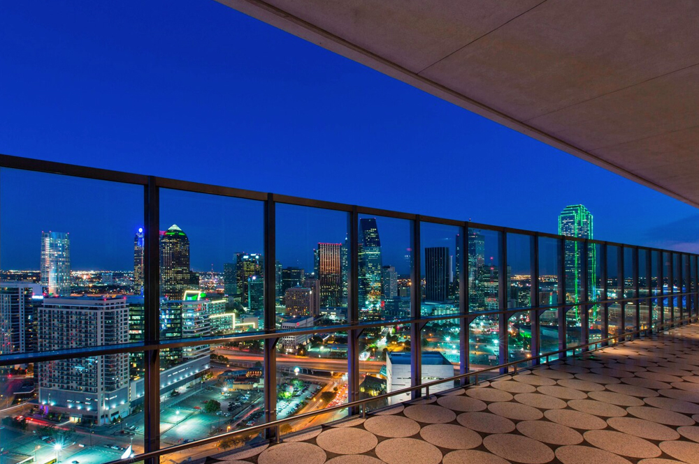 W Dallas Rooftop Altitude VIP Nightlife