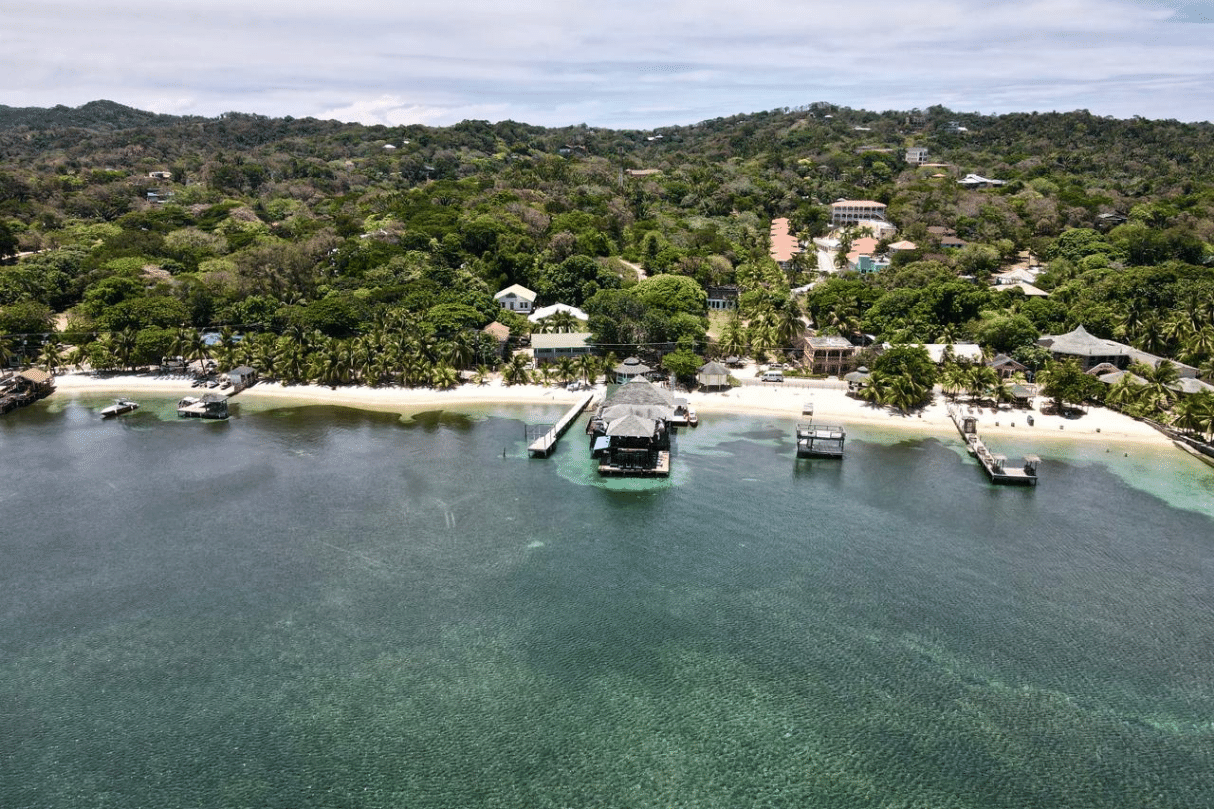 Commercial Waterfront Property in the Heart of West End Village VIP Realty Roatan