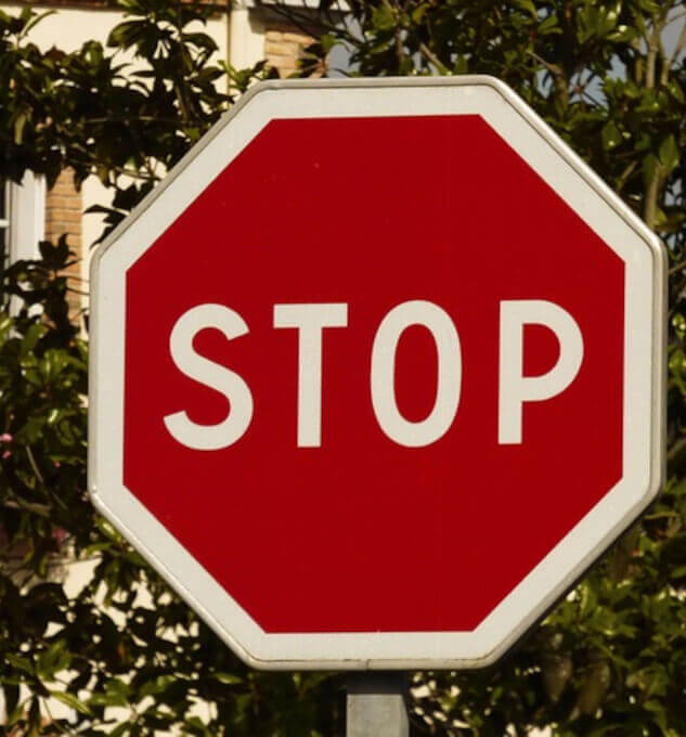 Perché i segnali di STOP hanno otto lati?