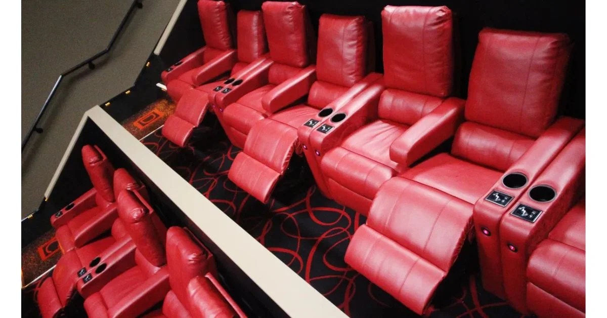 AMC Plush Rockers vs Recliners Comparison [2024] ViralTalky