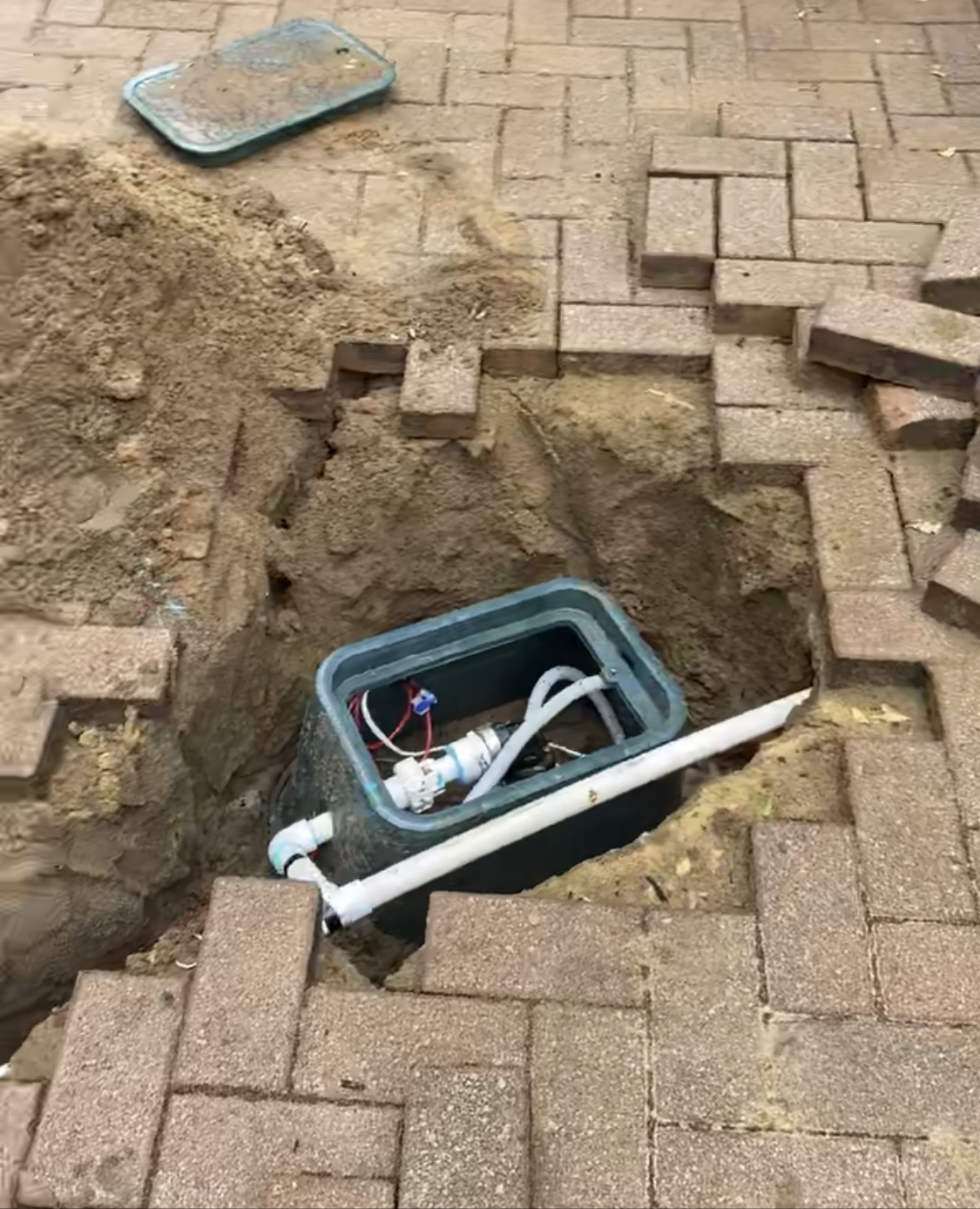 Water bore drilled in driveway Virgin Bores