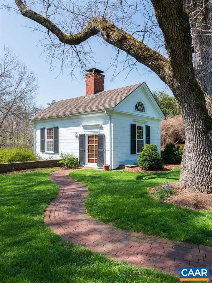 3392 EDGEMONT FARM NORTH GARDEN,VA 22959 Virginia Estates