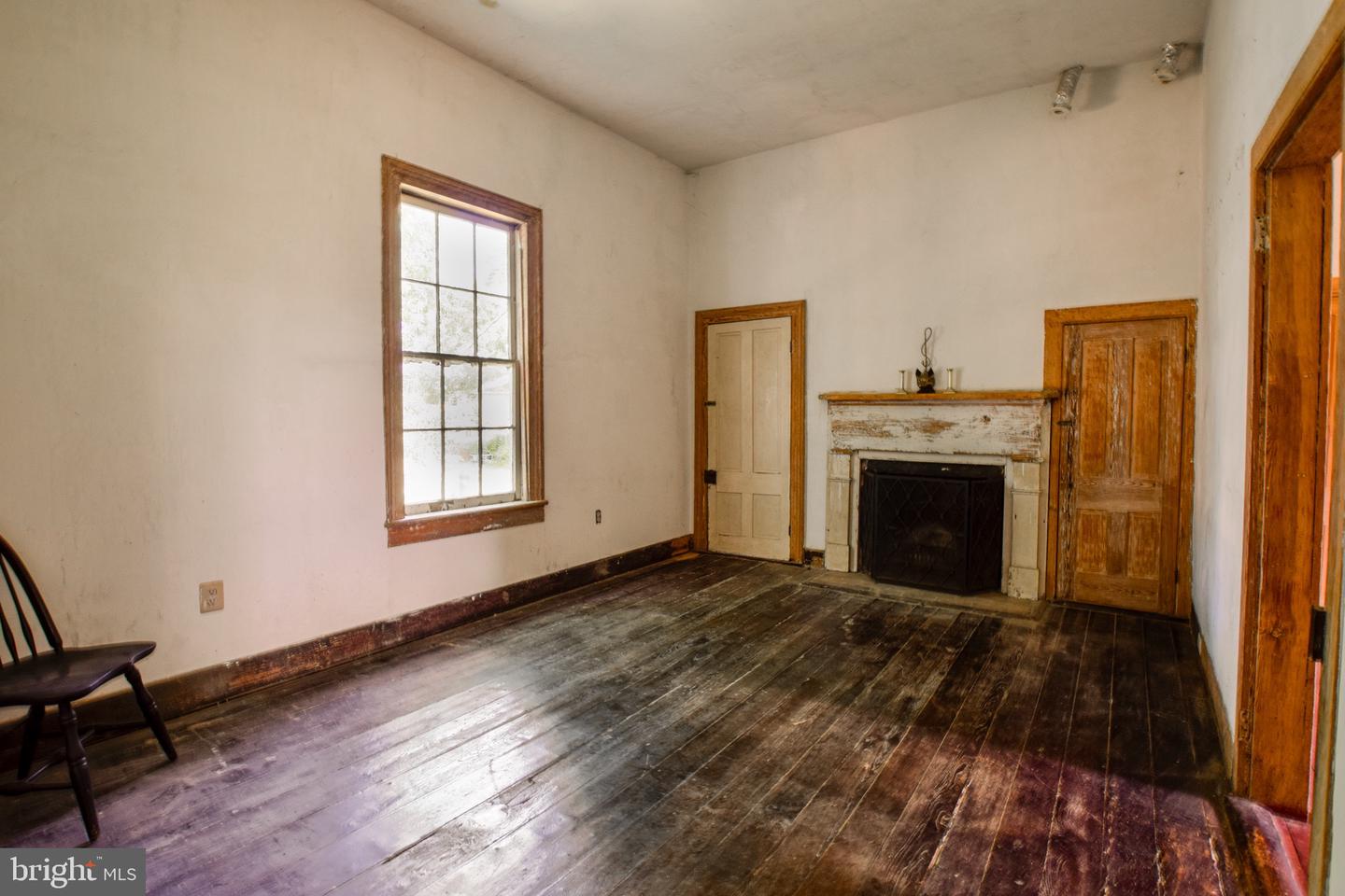 19214 YORK RD STEVENSBURG,VA 22741 Virginia Estates