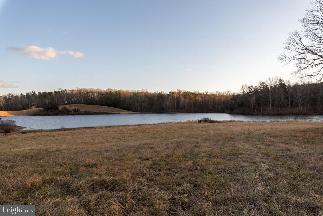 4696 JAMES MADISON HWY GORDONSVILLE,VA 22942 Virginia Estates