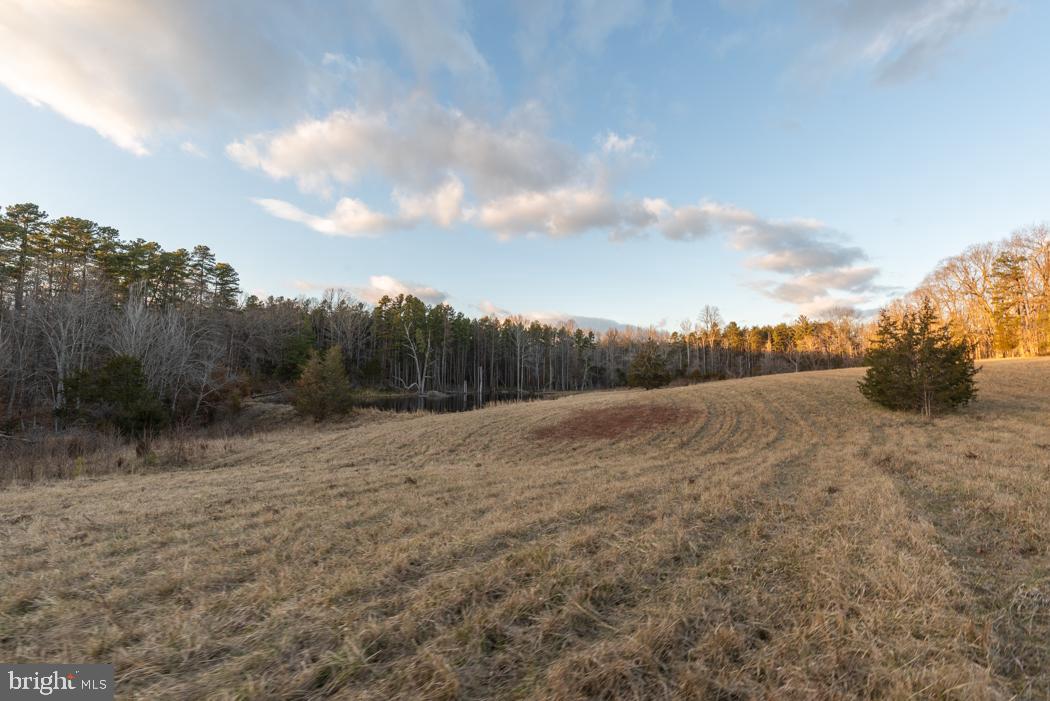 4696 JAMES MADISON HWY GORDONSVILLE,VA 22942 Virginia Estates