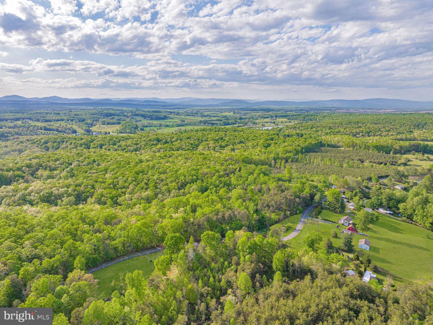 6414 JEFFERSON MILL RD SCOTTSVILLE,VA 24590 Virginia Estates