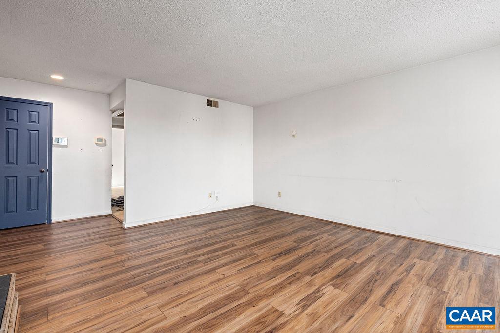 2025 STONE RIDGE CONDOS WINTERGREEN,VA 22967 Virginia Estates