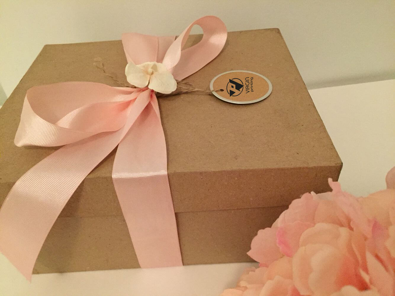 Gift Presentation Boxes — Custom Printed Gift Presentation Packaging