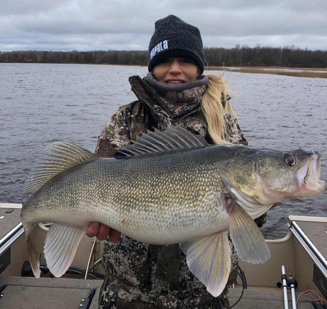 Fall Walleye on the Rainy River 10 Reasons to Plan Your Trip NOW