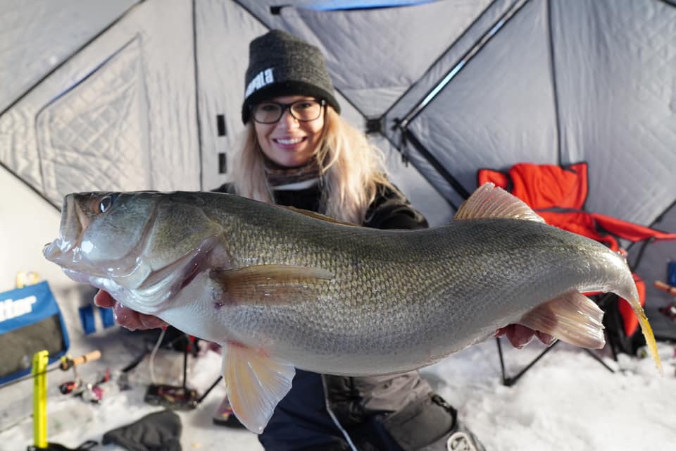 Ice Fishing Lake Winnipeg Your Ultimate DIY Guide Virtual Angling