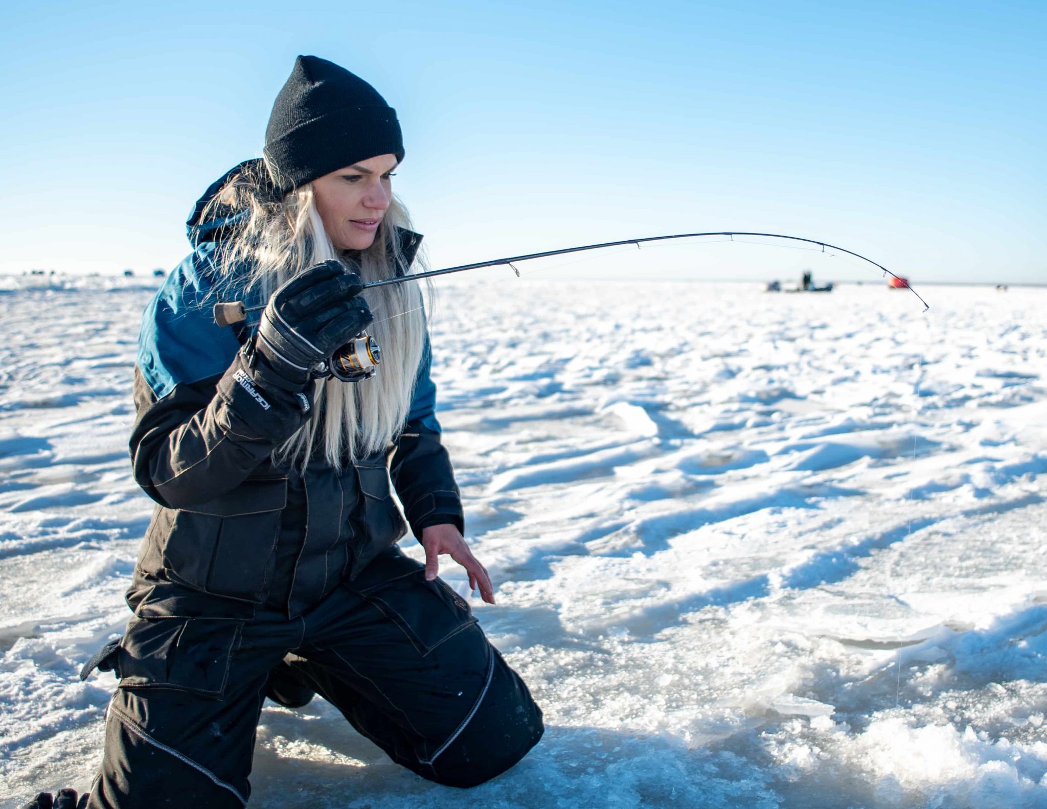 Why This is The BEST Women’s Ice Suit Virtual Angling
