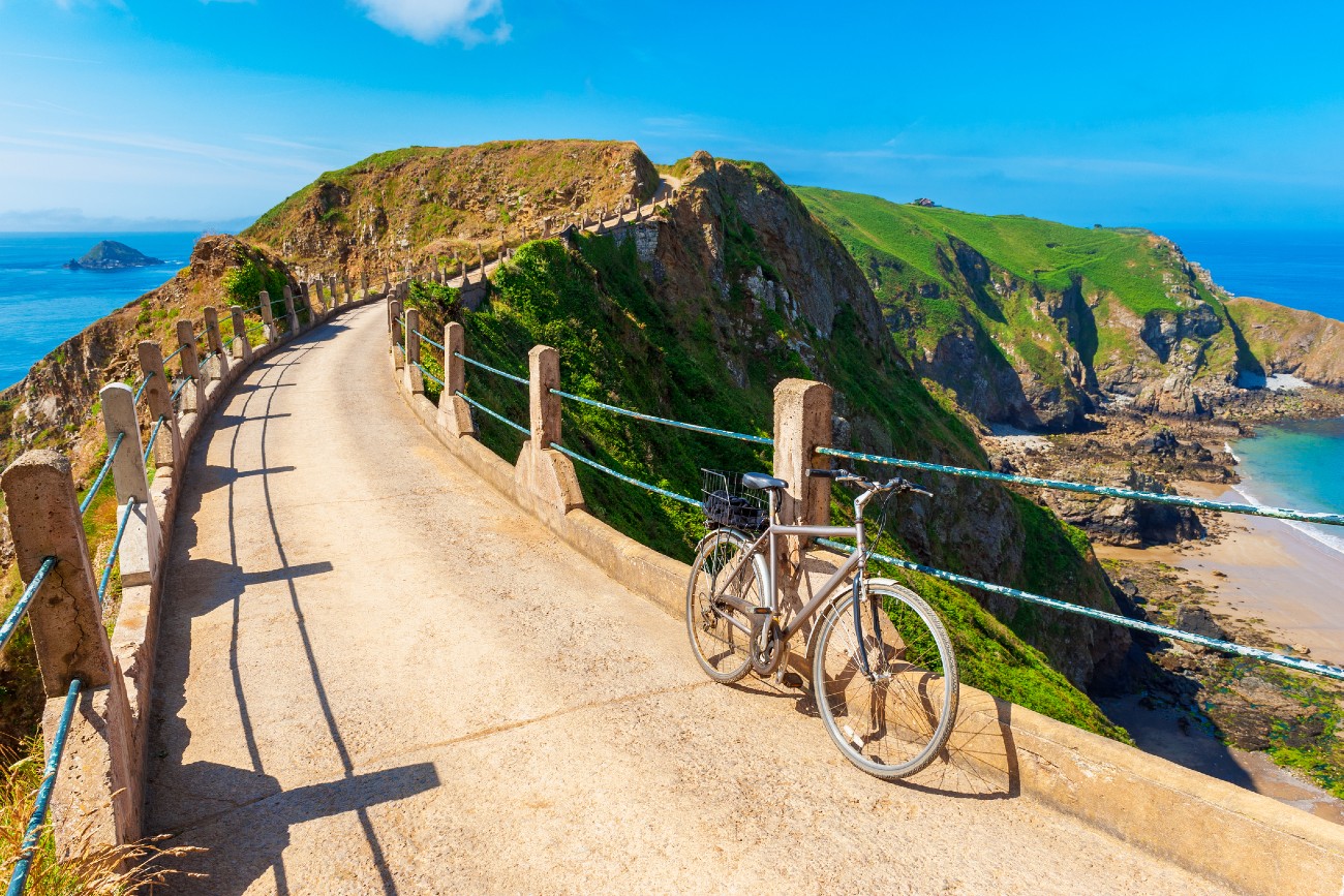 Winter Cycling On The Channel Islands Virtual Bunch