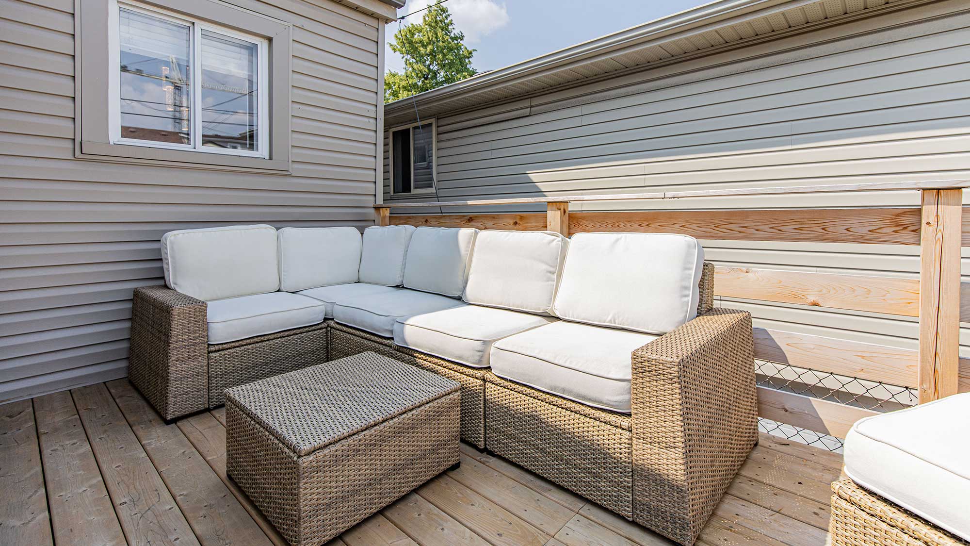 51 Delena Ave. S. Virtual Tour by Online Open House of the property