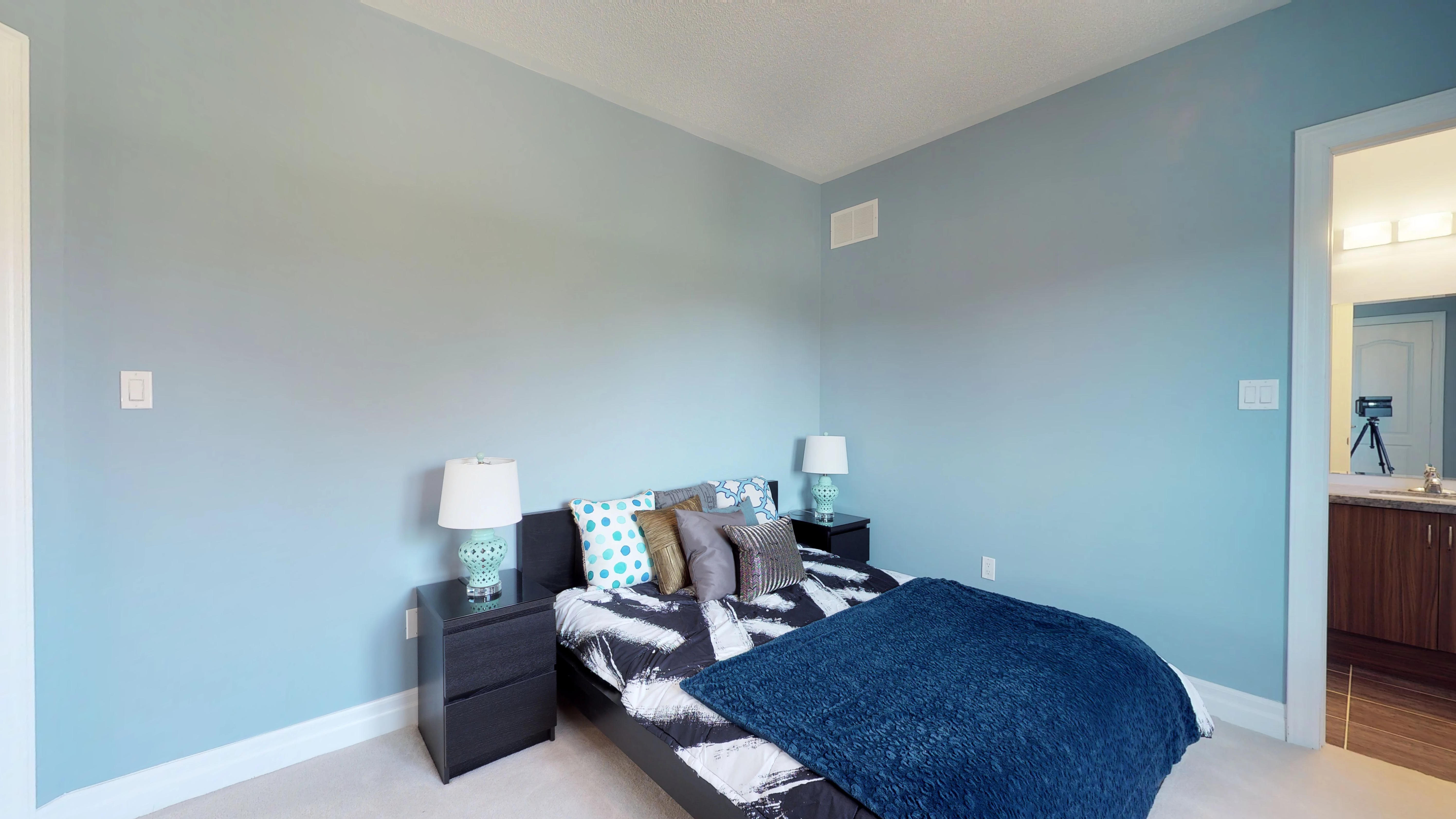 28 Briggs Ave Virtual Tour by Online Open House of the property