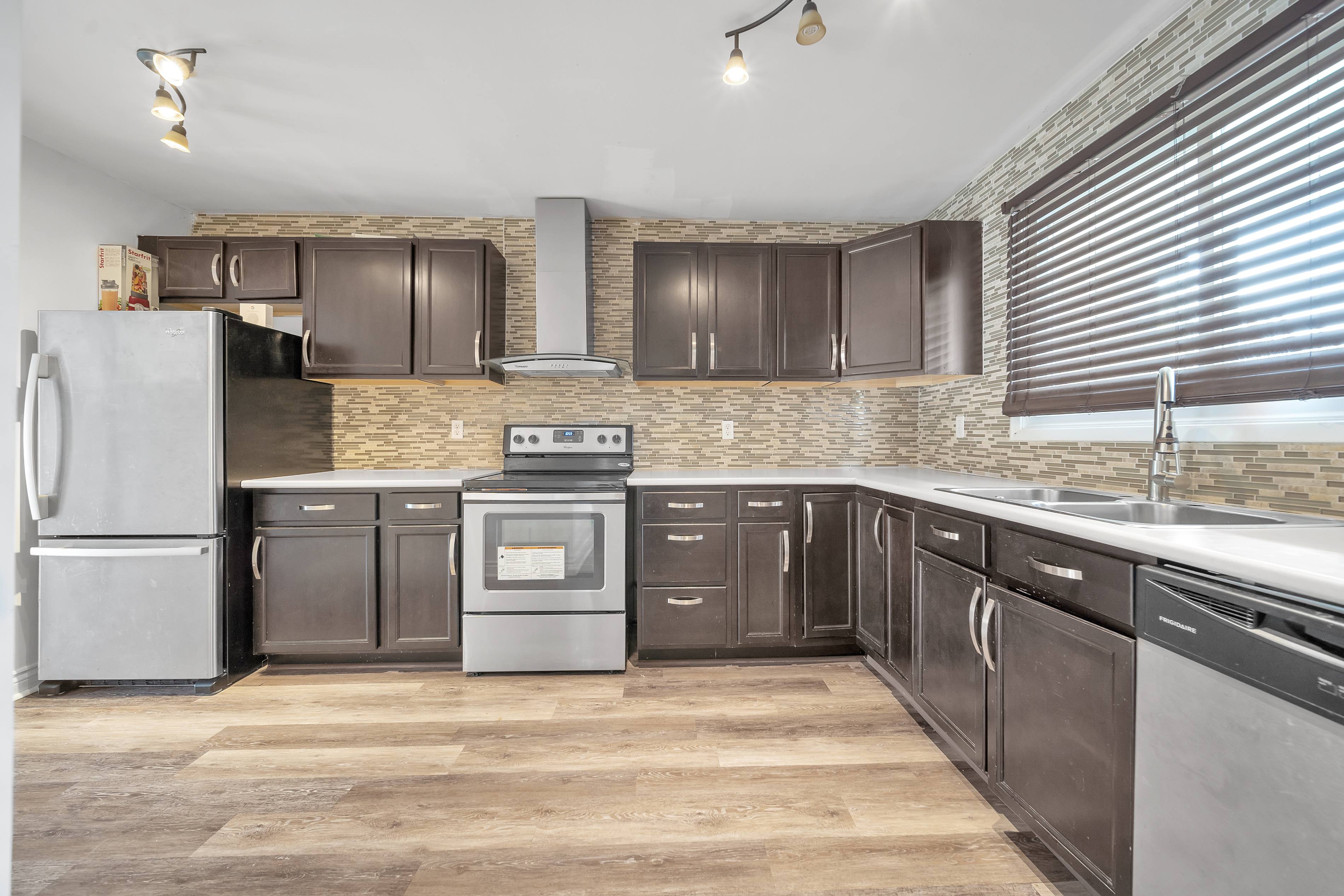 121 Carberry Crescent Virtual Tour by Online Open House of the property