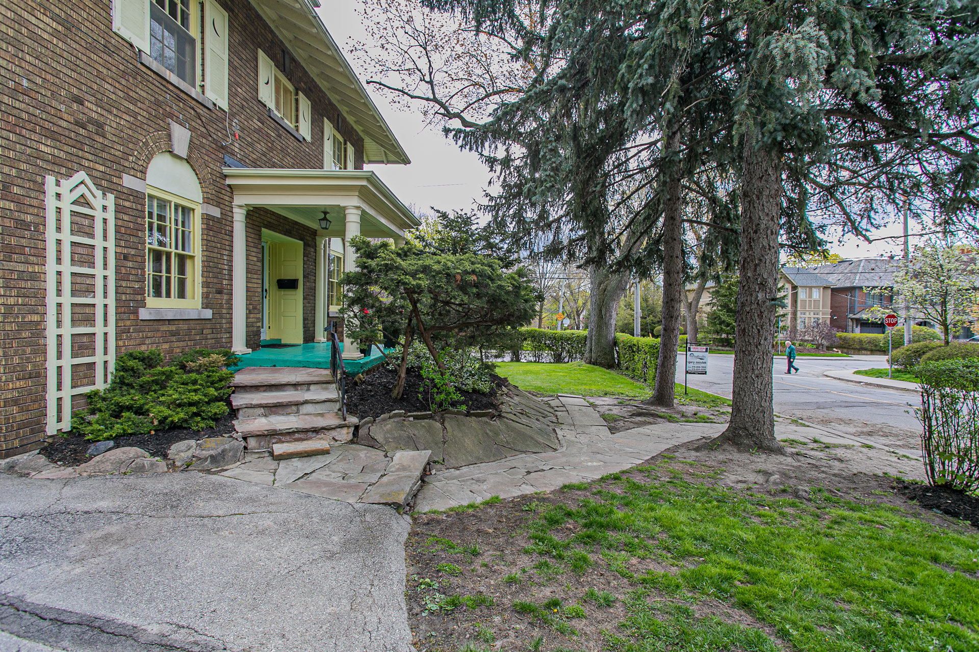 86 St. Leonards Ave. Virtual Tour by Online Open House of the property