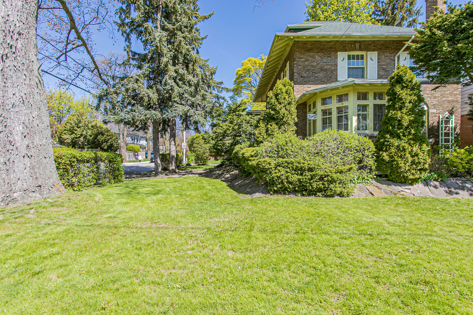 86 St. Leonards Ave. Virtual Tour by Online Open House of the property