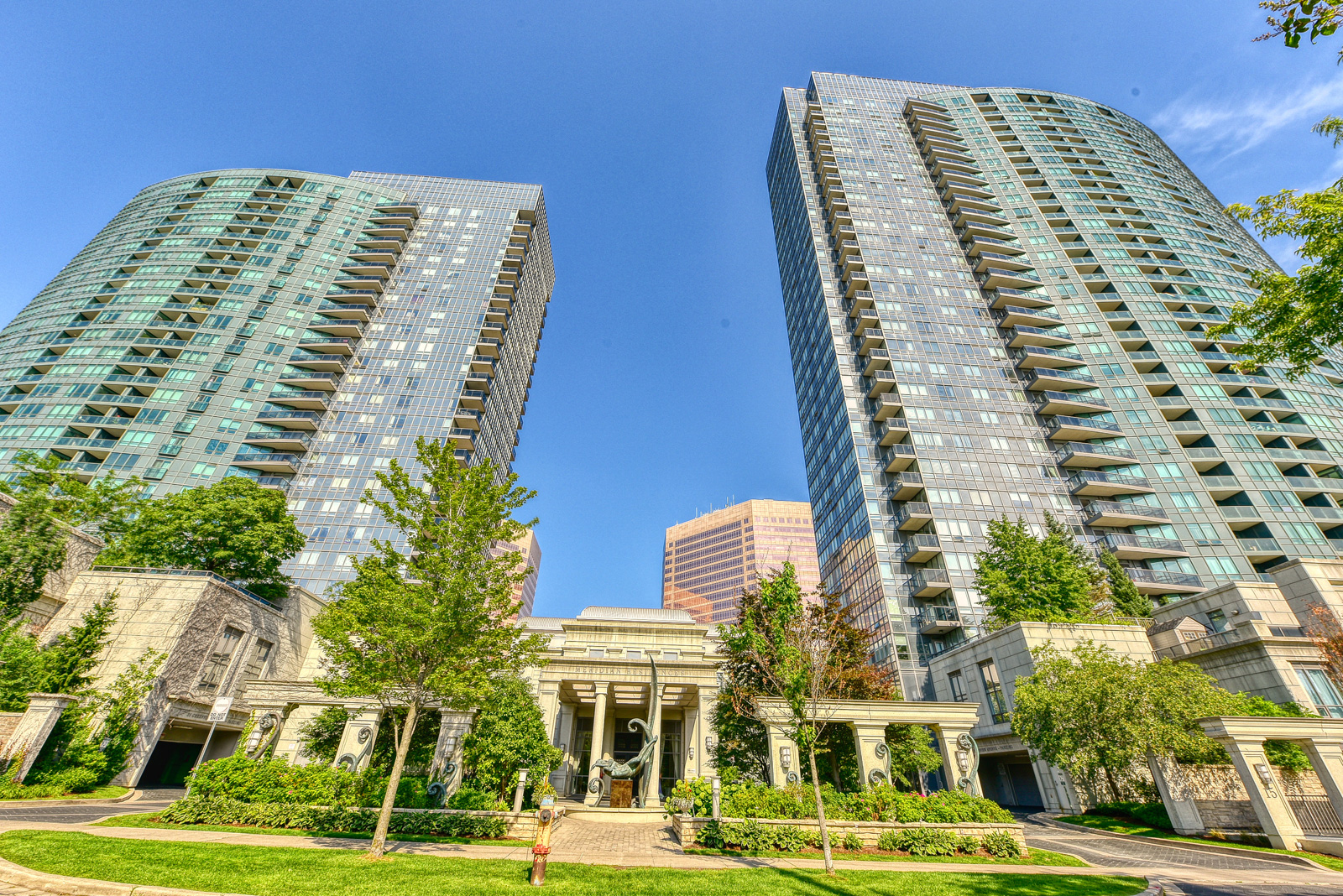 15 Greenview Ave. Virtual Tour by Online Open House of the property