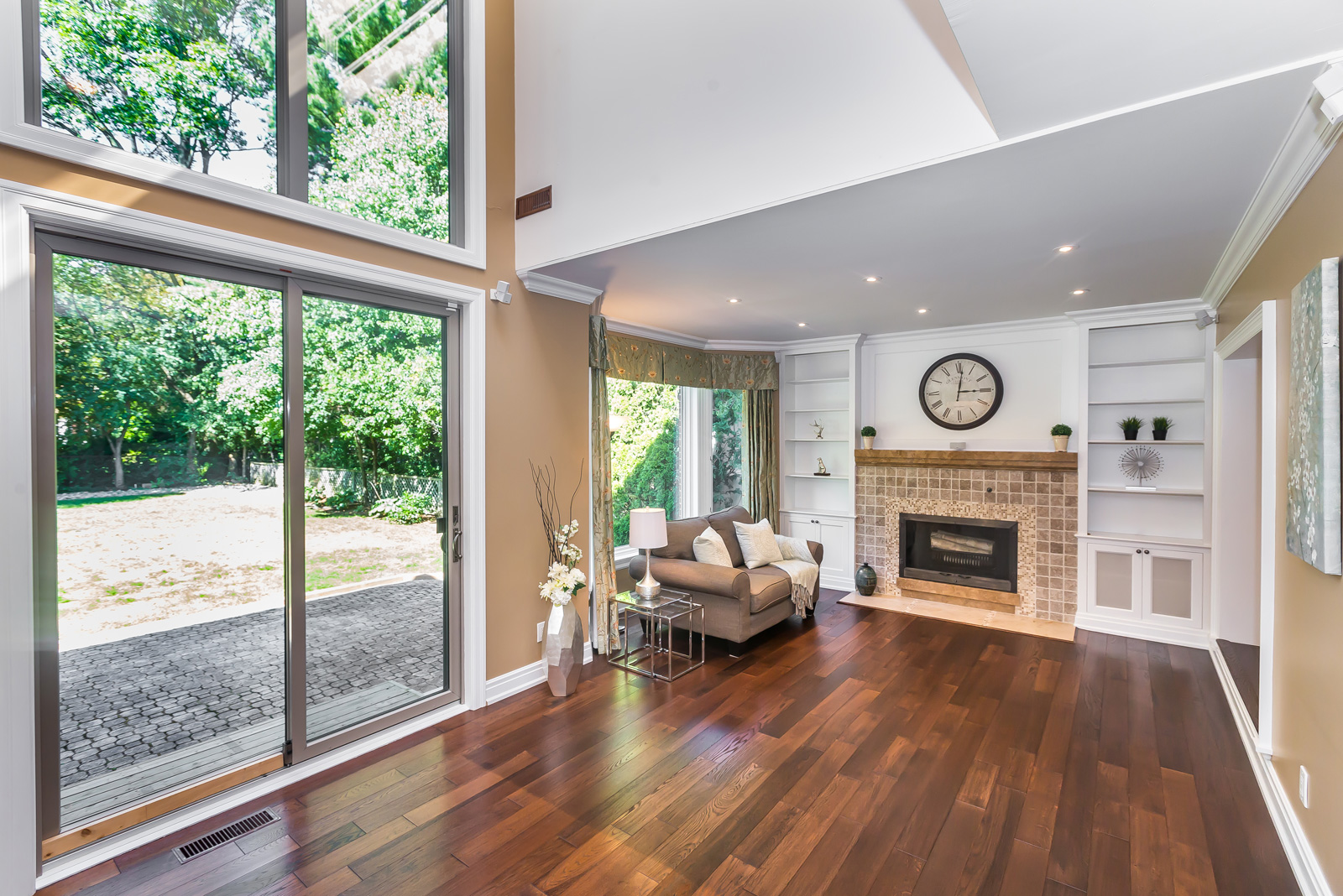 96 St Leonards Ave. Virtual Tour by Online Open House of the property