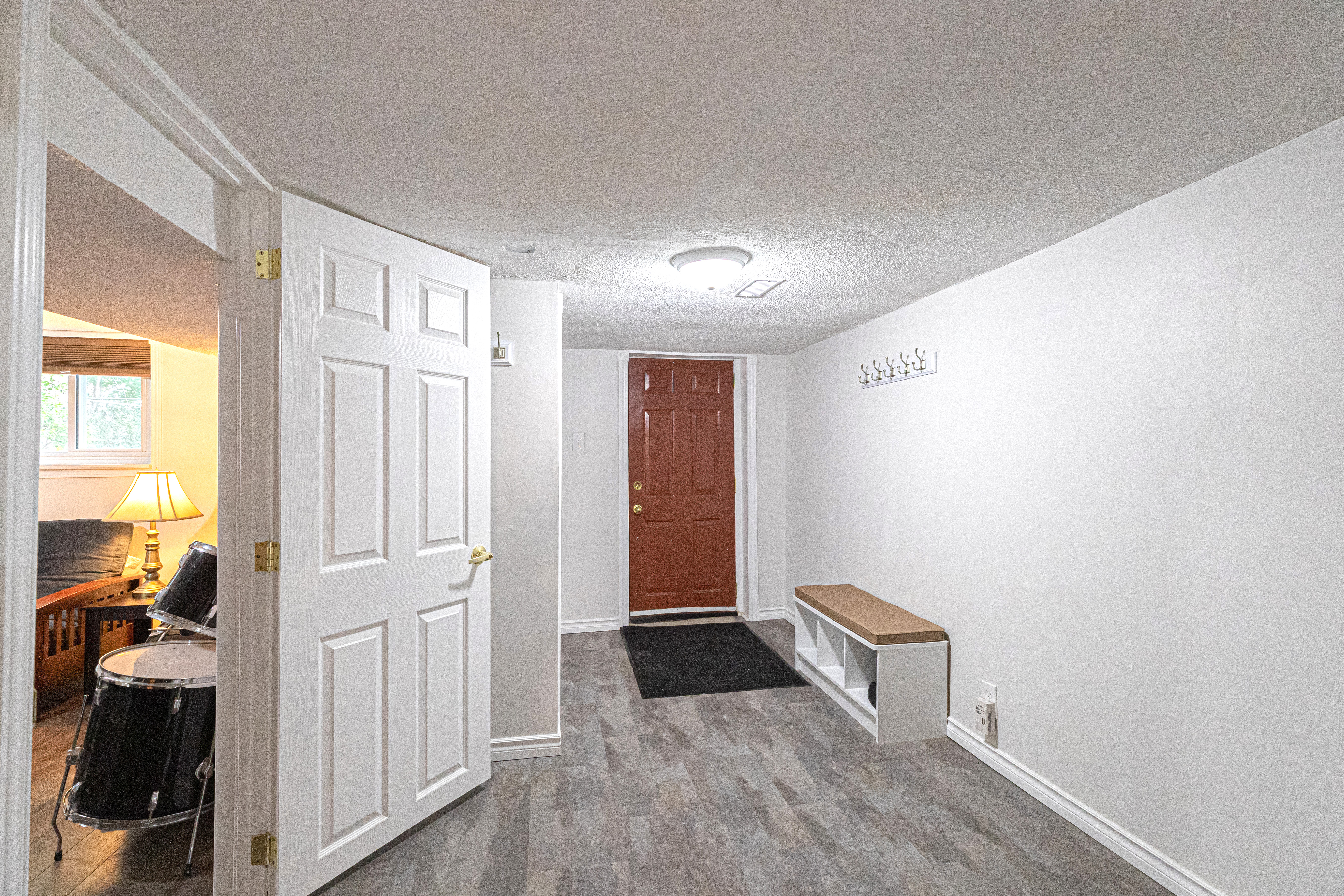 53 Woodward Ave. Virtual Tour by Online Open House of the property