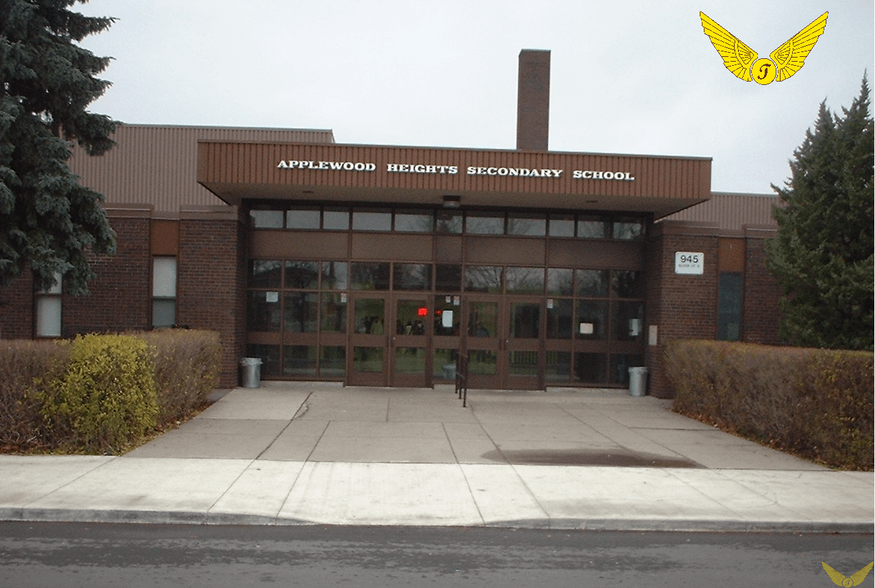 TRƯỜNG TRUNG HỌC APPLEWOOD HEIGHTS SECONDARY SCHOOL, MISSISSAUGA Công