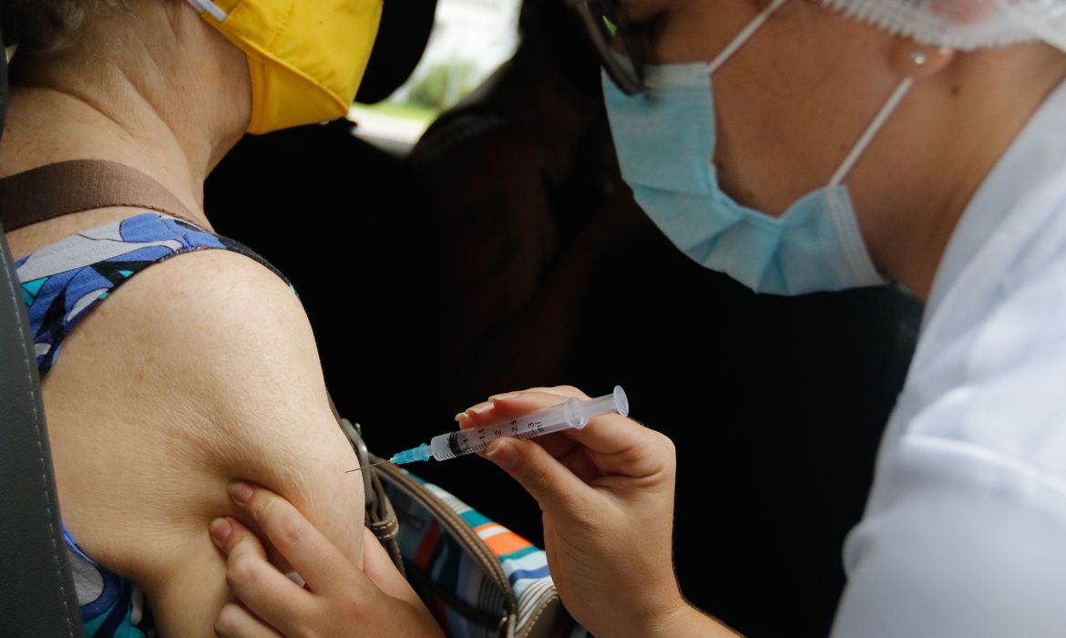 doenças neurológicas crônicas,vacinação para doenças neurológicas crônicas