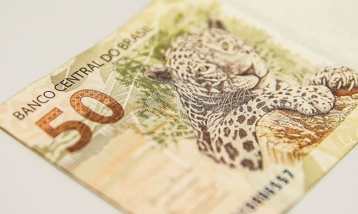 Auxílio Brasil