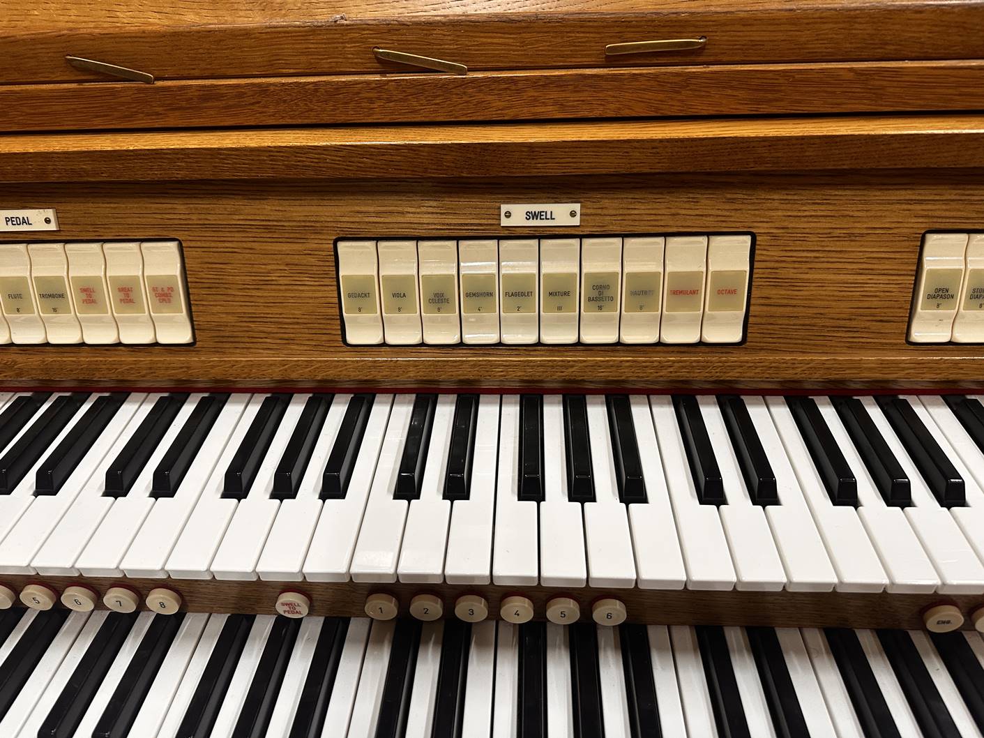 Makin Westmorland Village Viscount Organs