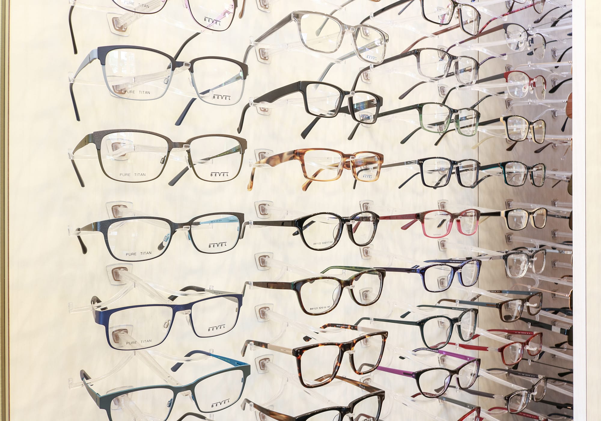 Eyewear in Chicago? Find Out The Best Brands with Vision Boutique