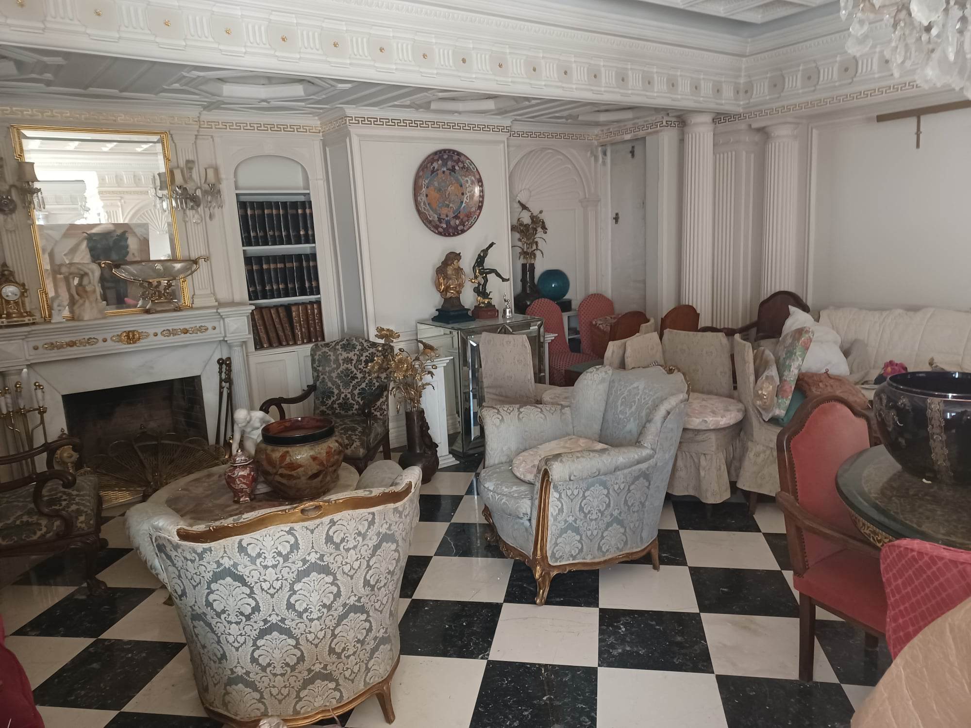 Apartment for sale in central Athens Vision & Reliability