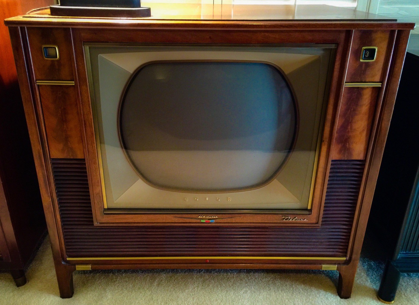 Vintage RCA Color TV Page Three Visions4 Magazine