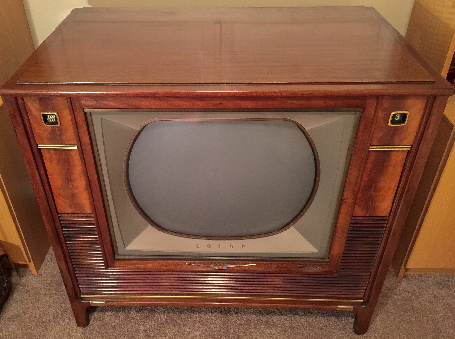 Vintage RCA Color TV Visions4 Magazine