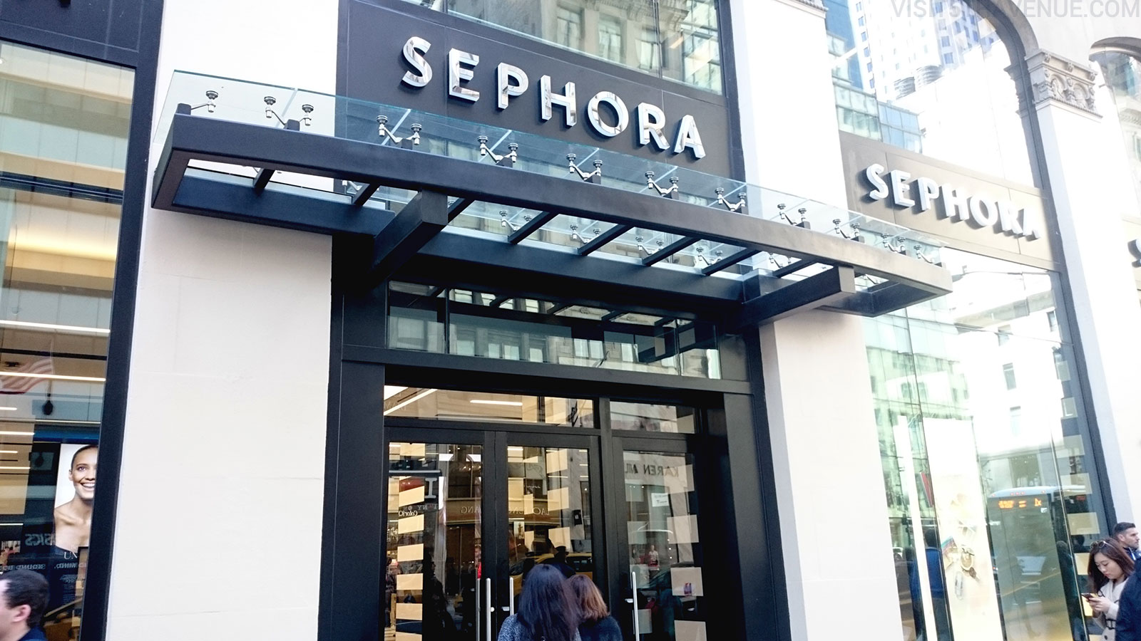 Sephora 5th Avenue, New York Beauty Store