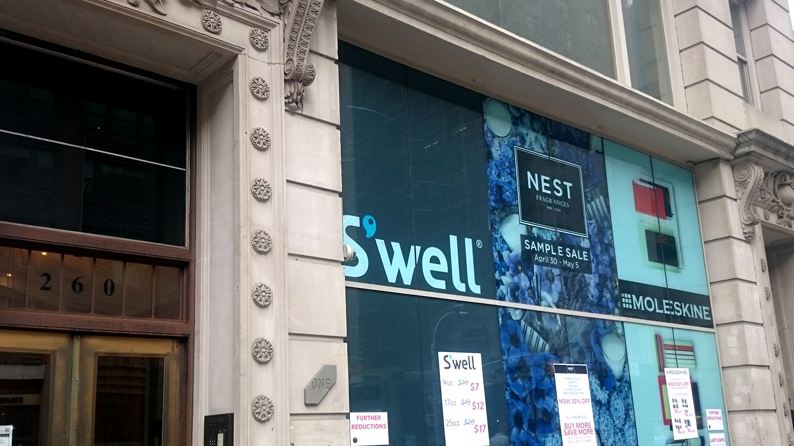 S'Well 5th Avenue, New York Gifts Store