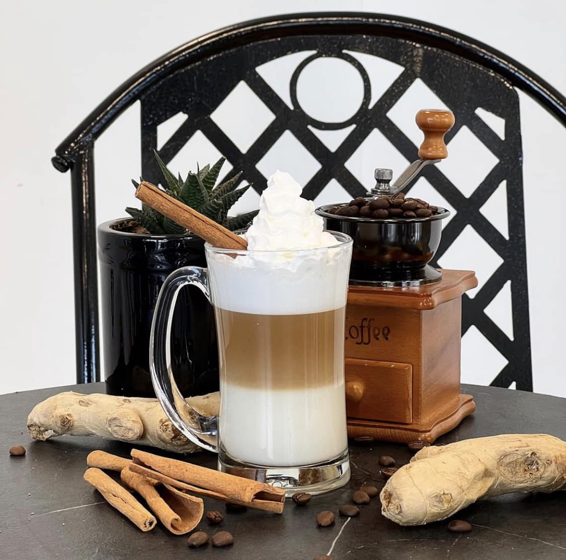 Volcano coffee house visitsalt زورو السلط