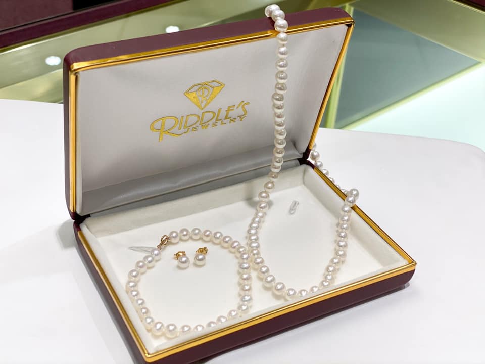 Riddle's Jewelry Visit Brainerd