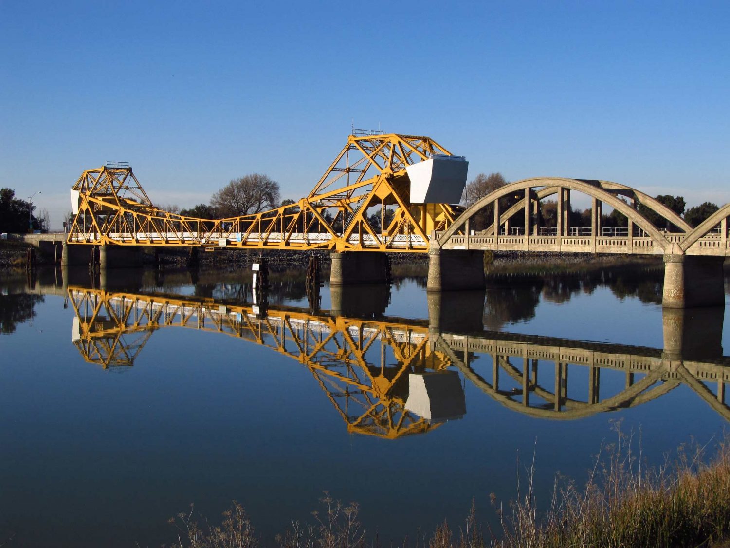 Visit the California Delta The HEART of California
