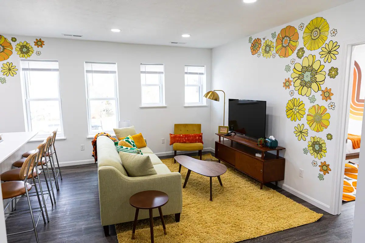 Retro Airbnb Visit Dubois County