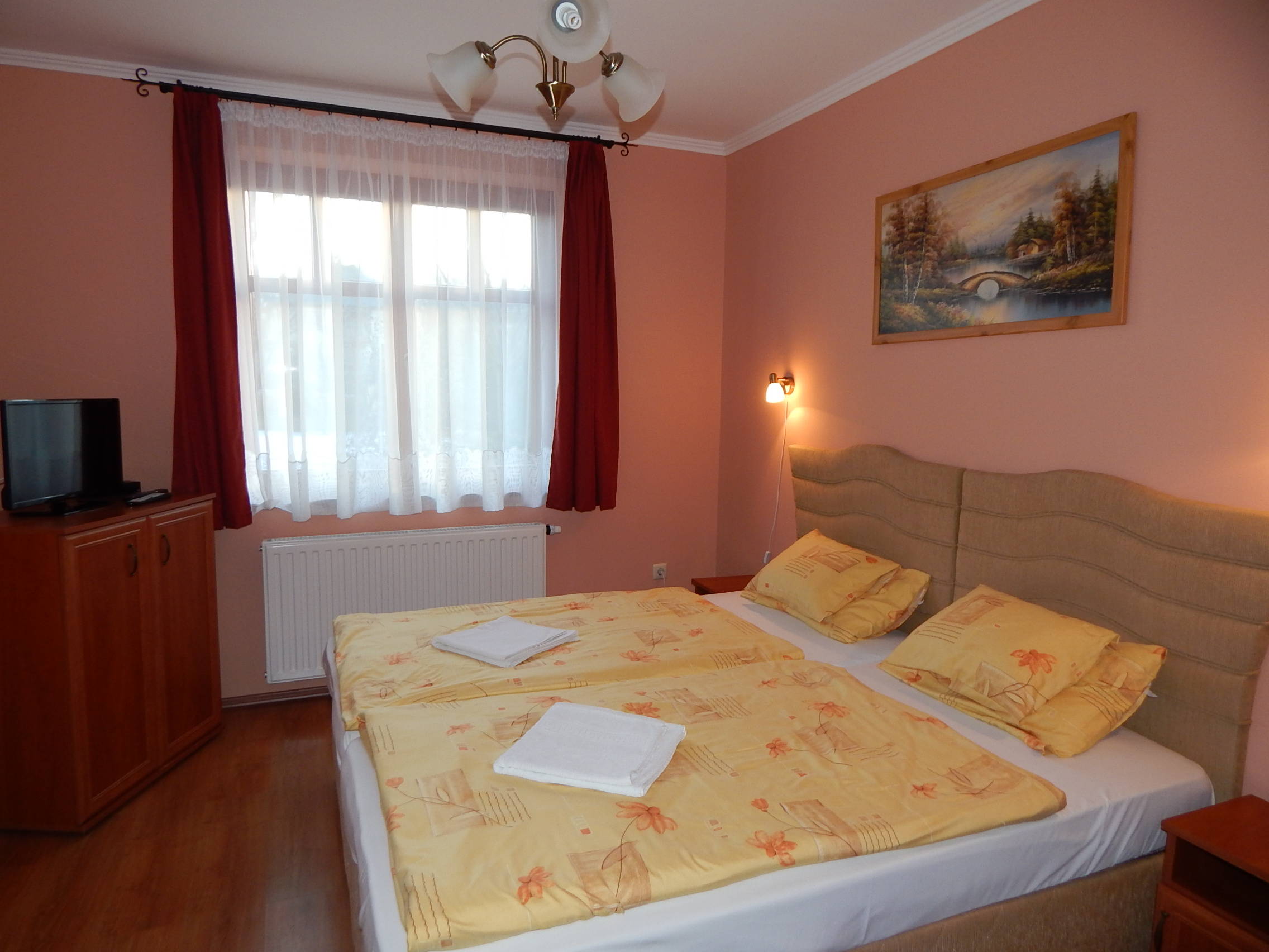 Völgy Apartman Eger