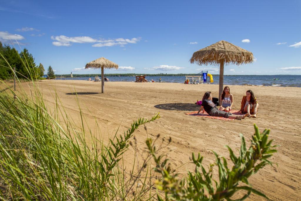 Guest Post 5 Reasons Why You Need a Beach Vacation in Escanaba, MI