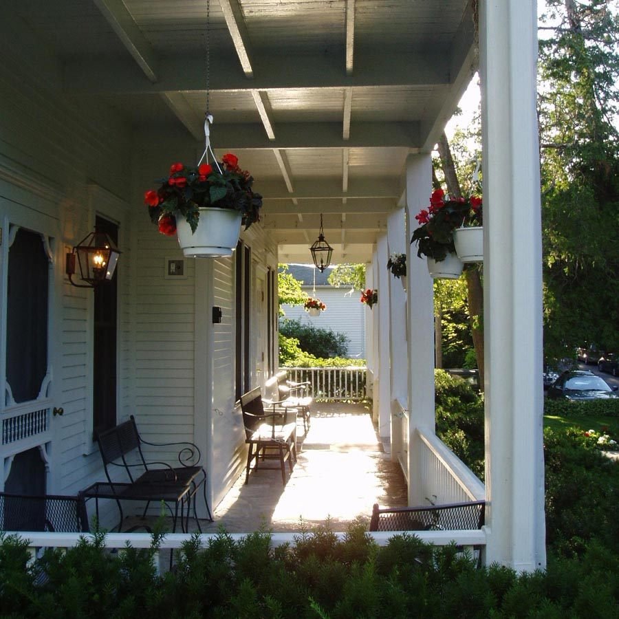 White Gull Inn Visit Fish Creek