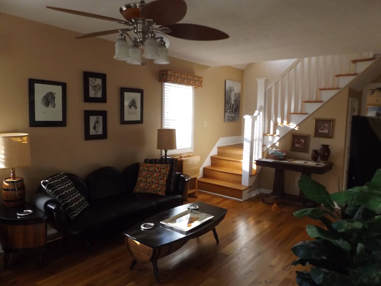 Stay Visit Lawrenceburg KY