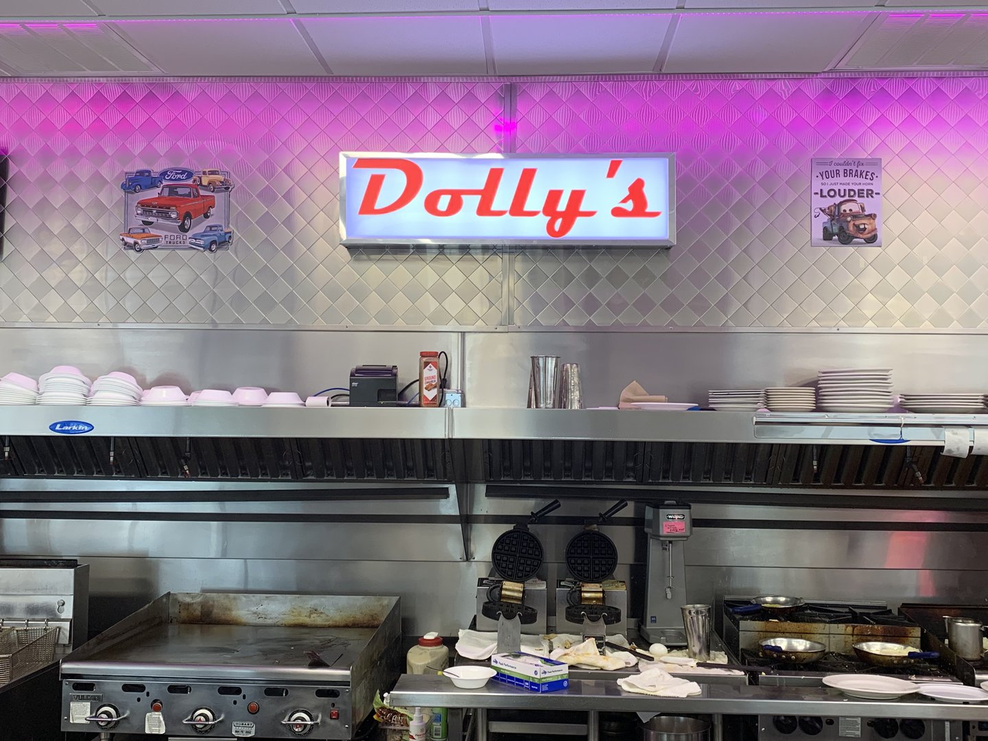 Dolly’s Diner back to days gone by. Mercer County WV