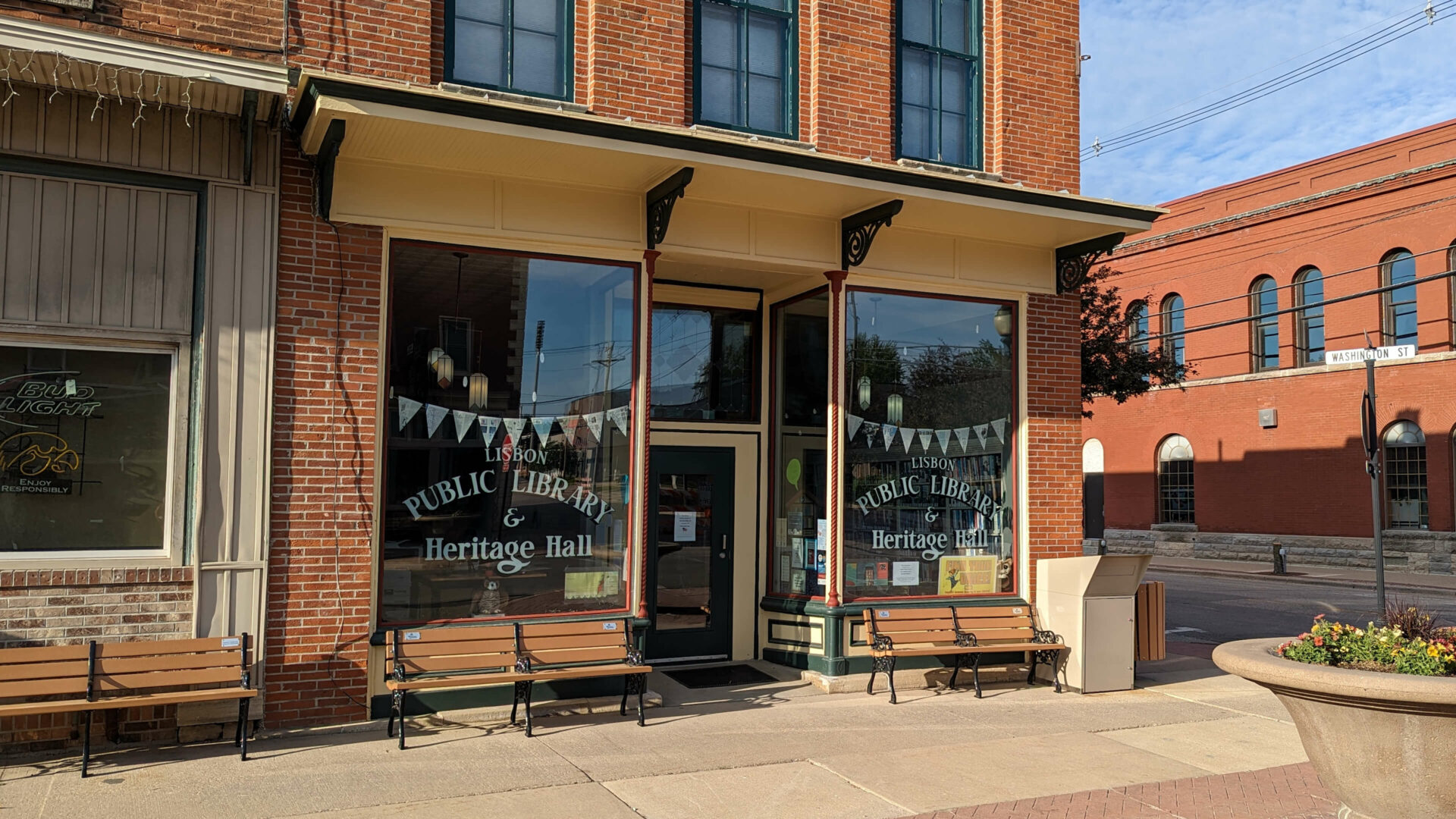 Lisbon Public Library Visit Mount VernonLisbon