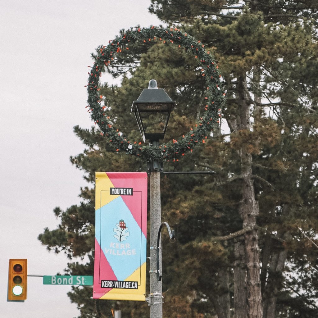 FeatureFriday Tour holiday lights in Oakville Visit Oakville