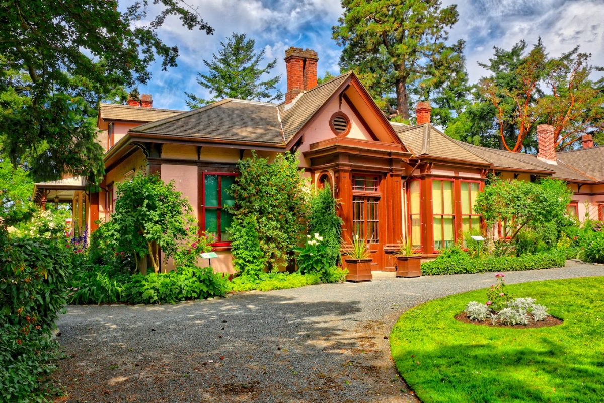 Point Ellice House Visitor In Victoria