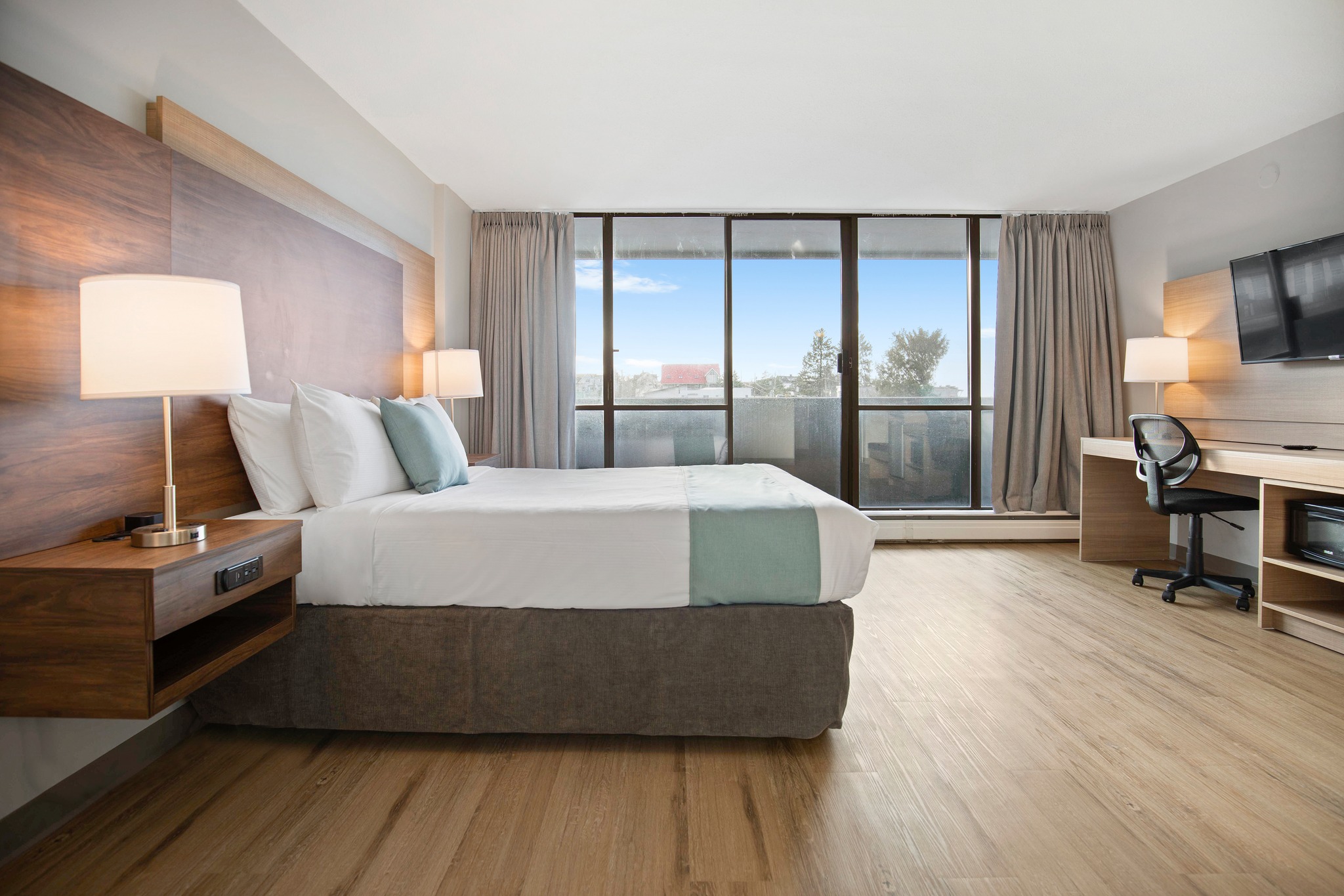 Highliner Plaza Hotel & Conference Centre Visit