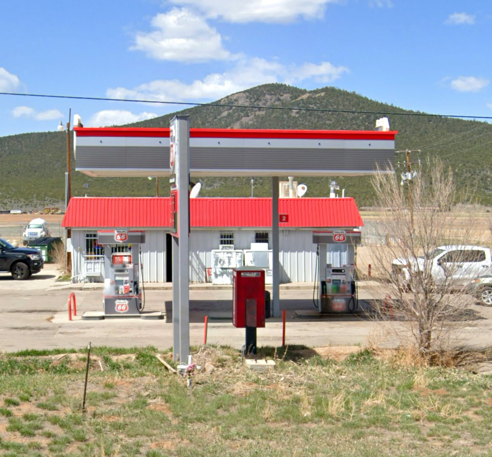 Cisneros Fuel & Grocery Phillips 66 Visit Questa
