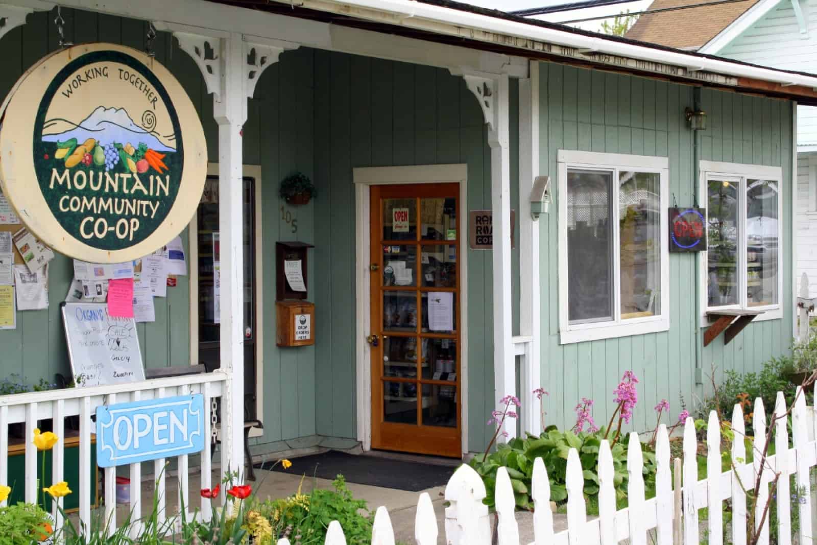 Mountain Community CoOp Visit Rainier