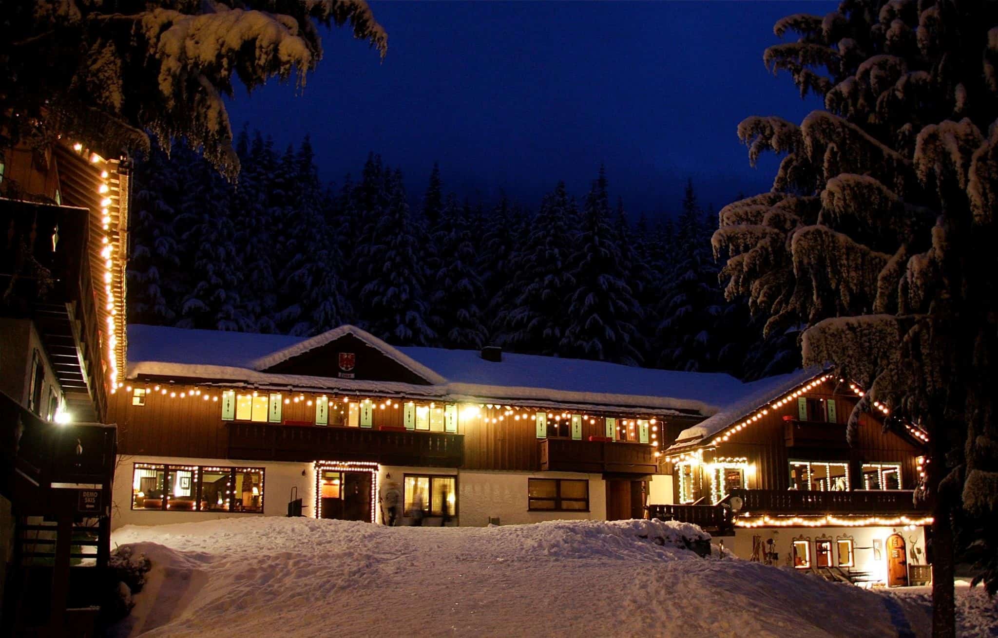 Alpine Inn at Crystal Mountain Resort Visit Rainier